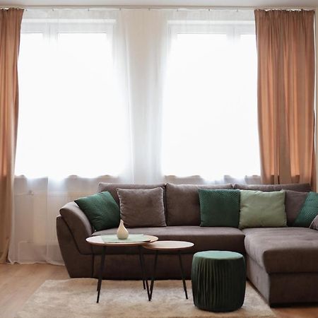 Beautiful And Stylish 2 Bedroom Apartment In The City Center And In The Pedestrian Zone 布拉迪斯拉发 外观 照片