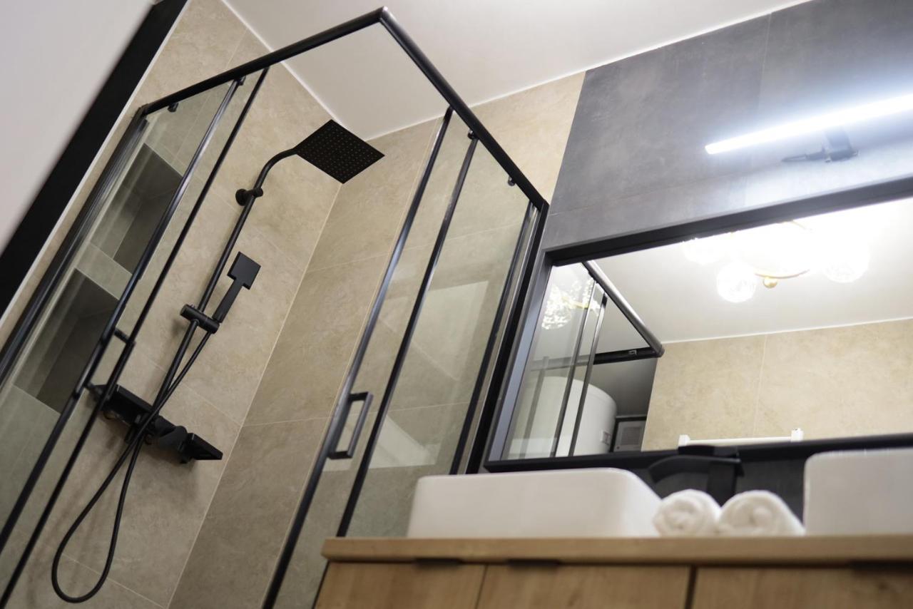 Beautiful And Stylish 2 Bedroom Apartment In The City Center And In The Pedestrian Zone 布拉迪斯拉发 外观 照片