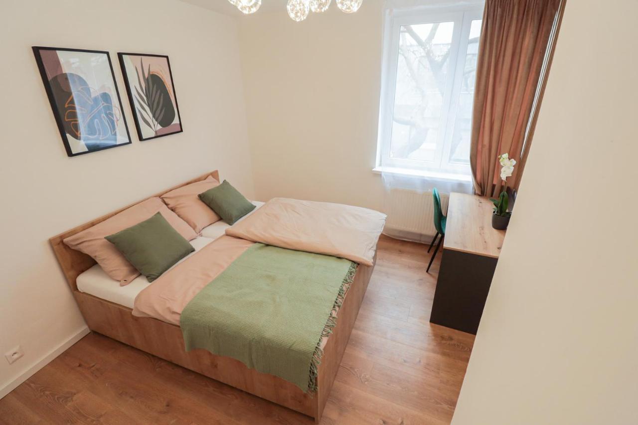 Beautiful And Stylish 2 Bedroom Apartment In The City Center And In The Pedestrian Zone 布拉迪斯拉发 外观 照片